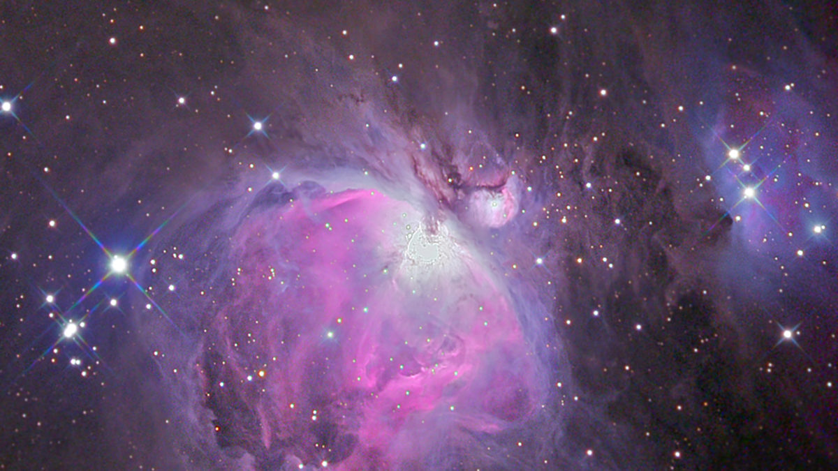 Nebulosa di Orione a colori - foto di Corrado Di Noto