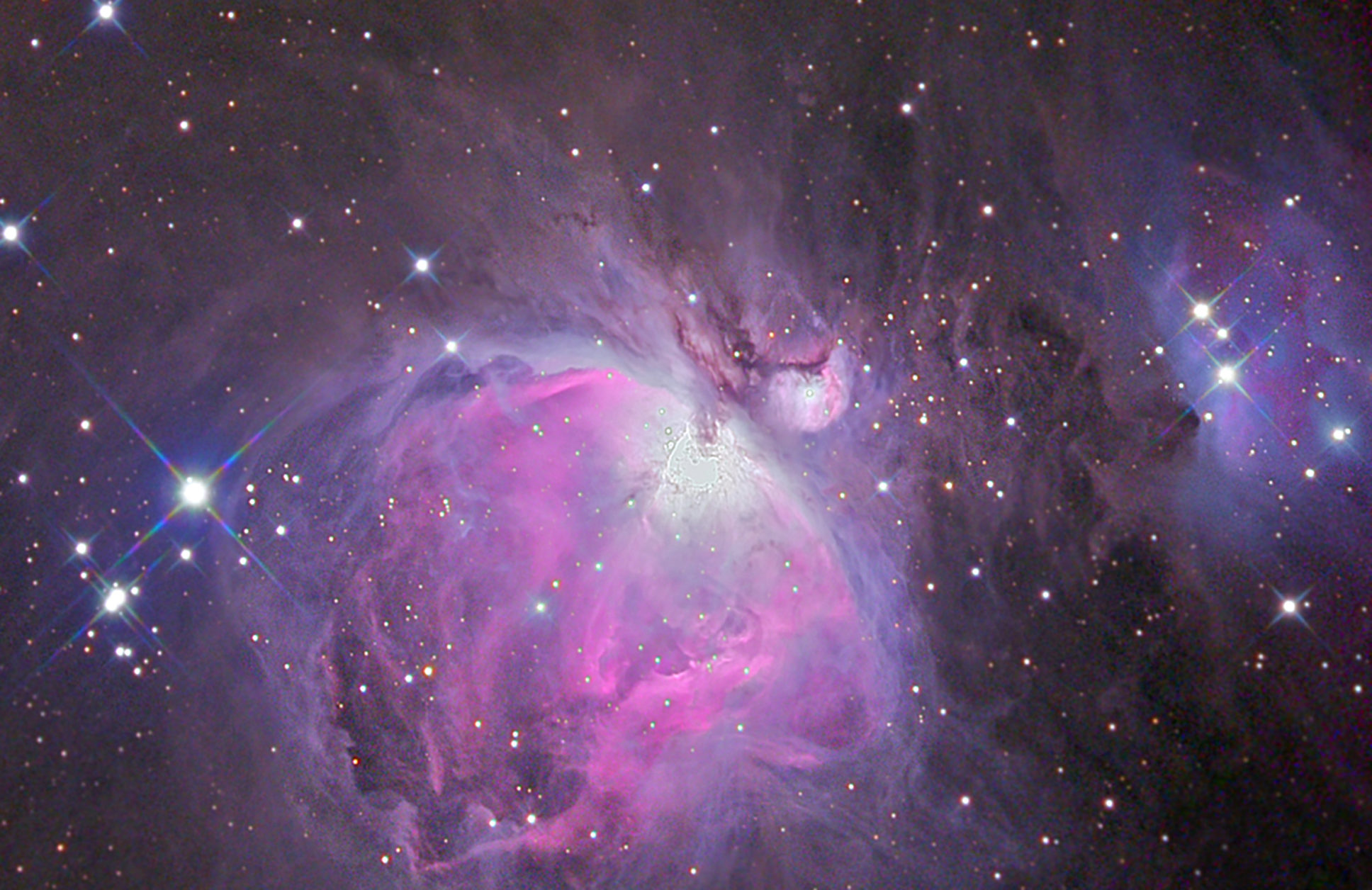 Nebulosa di Orione a colori - foto di Corrado Di Noto